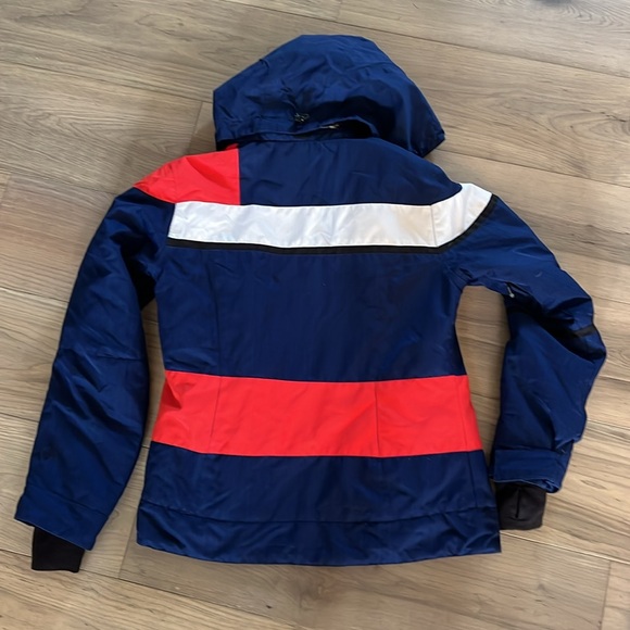 Obermeyer ski jacket - Picture 8 of 9